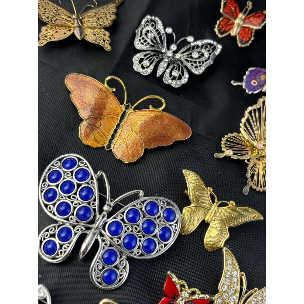 Lot of 28 VTG/Mod Brooches Rhinestone Enamel Crystal Statement -AK-Gerry’s -LC - Picture 2 of 12